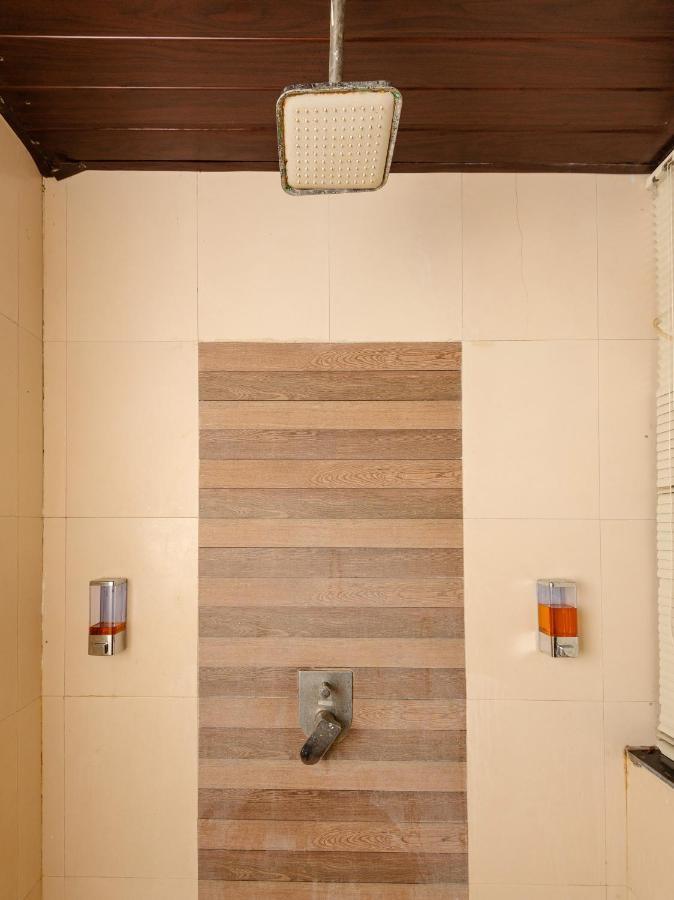 Hotel Aura - Near Malad Link Road Gorai Esterno foto